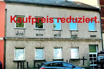 Haus zum Kaufen in Zeulenroda-Triebes 64.500,00 € 198 m²