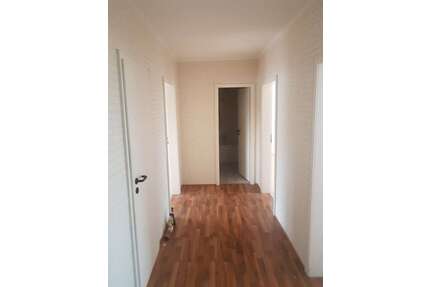 Wohnung zum Mieten in Moers 485,00 € 75 m²