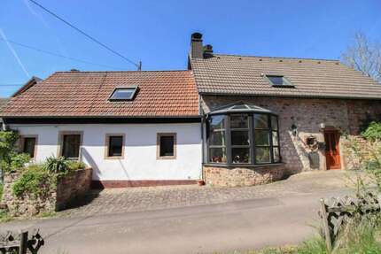 Haus zum Kaufen in Weidenbach 269.000,00 € 149 m²