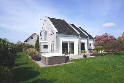 Haus zum Kaufen in Braunschweig Schapen 850.000,00 € 224 m² - Braunschweig / Schapen