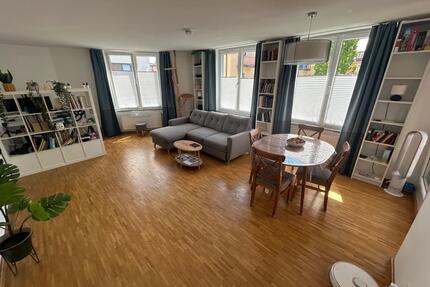 Möblierte 2-Zimmer-Wohnung Befristet für Juli und August - München Maxvorstadt