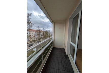 Preiswerte 3-Zimmer-Dachgeschosswohnung in Chemnitz Kappel