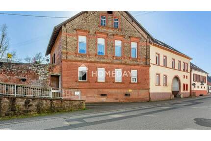 Investmentchance in Annweiler: 6 vermietete Wohnungen und weiterem Baupotenzial