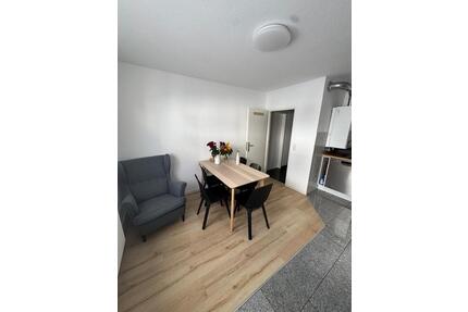 WG Zimmer in Stuttgart West - 500,00&nbsp;EUR Kaltmiete, ca.&nbsp; 7,50&nbsp;m&sup2; in Stuttgart (PLZ: 70178) Stuttgart-Süd