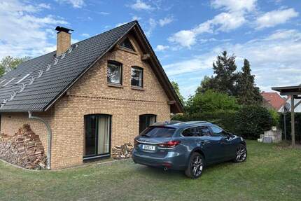 Großzügiges Einfamilienhaus mit Kamin und großem Grundstück zu kaufen! - Hoort