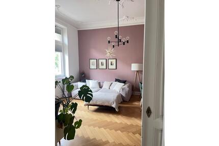 Wunderschöne 5-Zimmer-Altbauwohnung mit 3 Balkonen im Westend - Wiesbaden Nordost