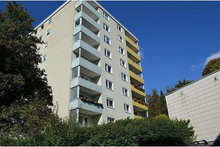 Wohnen wie im Penthouse-Stil...3-Zimmer-Eigentumswohnung mit Balkon und Aufzug mit fantastischem Fernblick in Lüdenscheid…