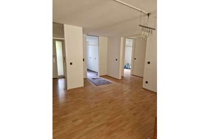 Wohnung zum Kaufen in Wörth 299.000,00 € 109 m²