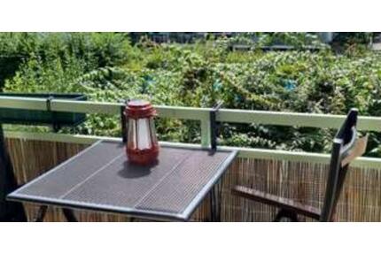 kleine, ruhige, möblierte 2-Zimmer-Wohnung, Balkon, Pool, Küche - München Bogenhausen