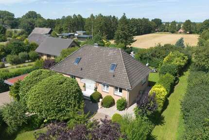 Haus zum Kaufen in Heiligenstedtenerkamp 639.000,00 € 173 m²