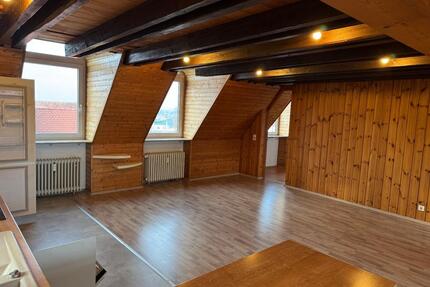 Großzügige 3,5-Zimmer-Wohnung mit ca. 166 m² in exklusiver Lage - Weingarten