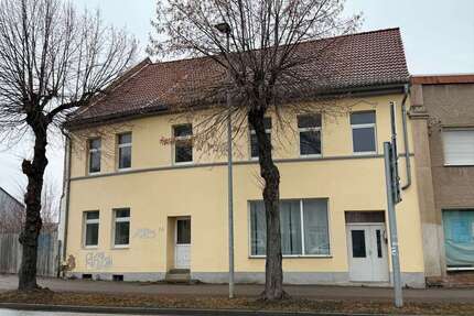 Haus zum Kaufen in Güsten 29.000,00 € 142 m²