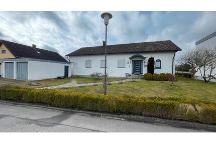 Großzügiger Bungalow in sonniger, ruhiger Lage mit Wintergarten - Herbertingen