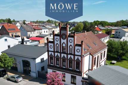 Haus zum Kaufen in Teterow 499.000,00 € 372 m²