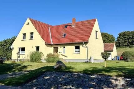 Haus zum Kaufen in Groß Zicker 450.000,00 € 140 m²