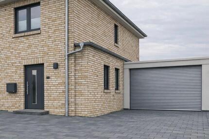 Haushälfte mit großer Garage und Garten - Damme
