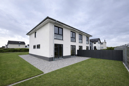 Neubau in Fernwald Annerod - 549.900,00&nbsp;EUR Kaufpreis, ca.&nbsp; 141,00&nbsp;m&sup2; in Fernwald (PLZ: 35463)