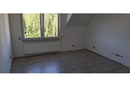 ruhige Mietwohnung ca 65qm2 Nähe City zu vermieten - Solingen Mitte