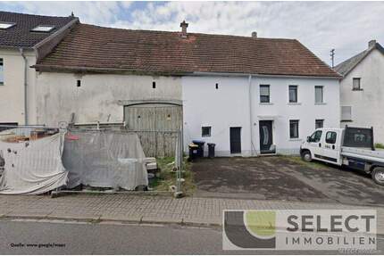 Aus Bankverwertung Wohnhaus mit Scheune und Garten - Freisen