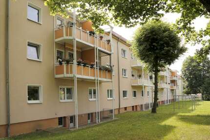 Wohnung zum Mieten in Weißenfels 321,10 € 49.4 m²