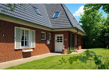 Haus zum Kaufen in Husum-Schobüll 495.000,00 € 250 m²