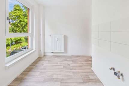 Wohnung zum Mieten in Chemnitz 301,00 € 60.39 m²