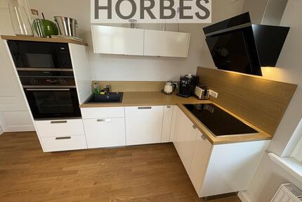 Helle 3-Zimmer-Wohnung mit Einbauküche - Glauchau