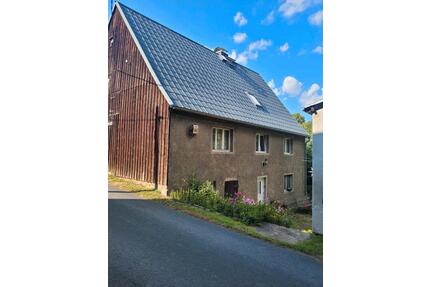 Haus mit großem Grundstück und Nebengelass - Lichtenberg/Erzgebirge