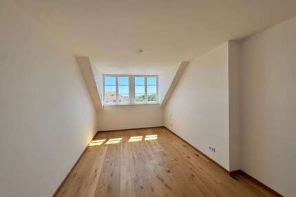 Wohnung zum Mieten in Leipzig 1.324,74 € 118.28 m²