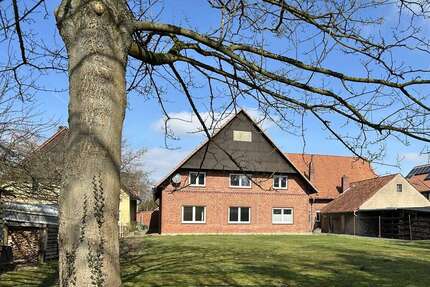 Haus zum Kaufen in Lauenhagen 329.000,00 € 250 m²