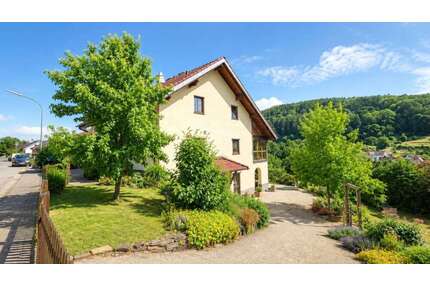 Haus zum Kaufen in Flörsbachtal 649.000,00 € 284 m²