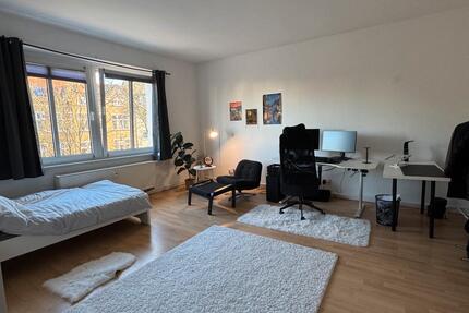 Helles 20m² Zimmer in zentraler 2er WG - Dessau-Roßlau