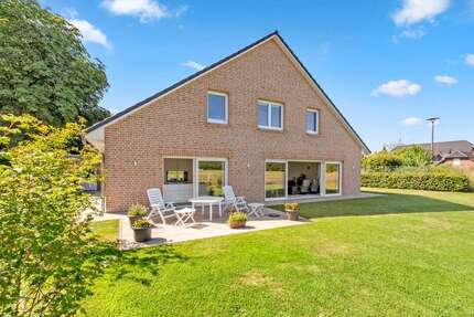 Haus zum Kaufen in Hamfelde 595.000,00 € 208 m²