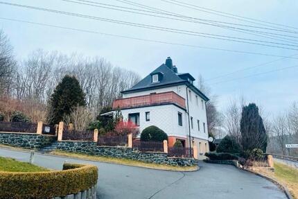 Charmantes Haus in Villa Stil 8 Zimmer Nähe Hof Schnäppchen