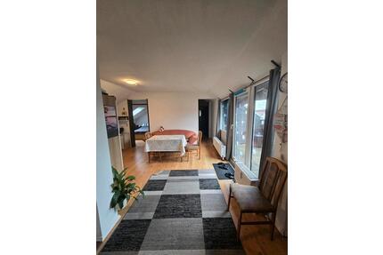 Helle DG Wohnung mit Penthouse Charakter - Völklingen