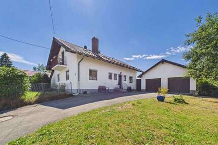 Haus zum Kaufen in Oberpframmern 995.000,00 € 135 m²