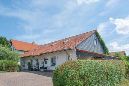 Haus zum Kaufen in Wabern 355.000,00 € 180 m²