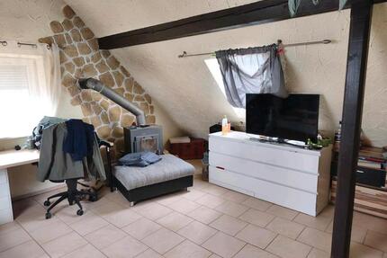 Wohnhaus mit anhängendem Stall und Scheune - Rammelsbach