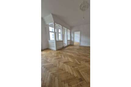 Wohnung zum Kaufen in Düsseldorf 245.000,00 € 72 m²