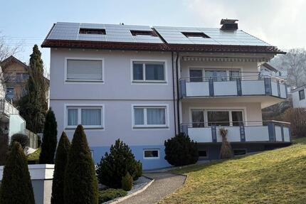 Dachwohnung ohne Balkon ( aber mit Gartensitzplatz) - Aalen Attenhofen