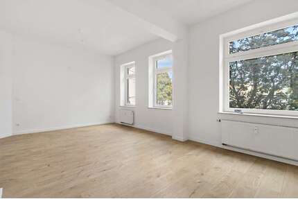 Wohnung zum Mieten in Halle 675,00 € 90 m²