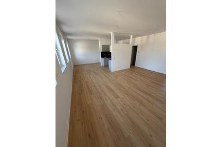 Neue, moderne 2 Zimmerwohnung mit Balkon und EBK - Bamberg Bamberg-Ost