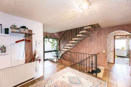 Haus zum Kaufen in Erbach 399.000,00 € 231.65 m²