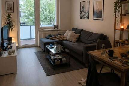 Haus zum Kaufen in Augsburg 1.500.000,00 € 571 m²