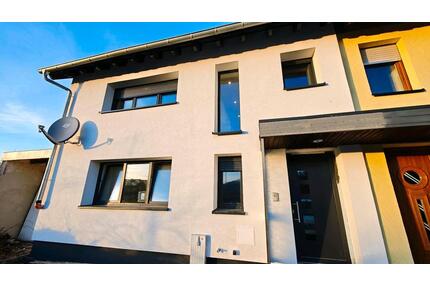 Erstbezug KfW70: Haus 190m² | 4-Schlazimmer | Wärmepumpe - Wadern