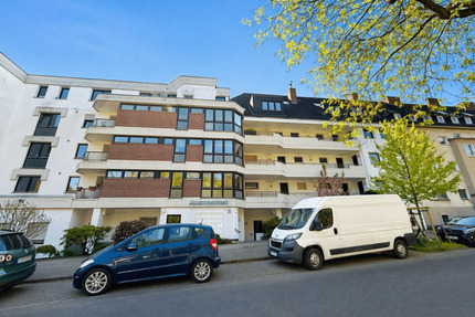 Ruhige & Zentrale 3-Zimmer-Wohnung in Bestlage mit Balkon, Aufzug & TG-Stellplatz! - Düsseldorf Bilk