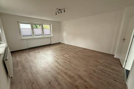 2-Zimmer-Wohnung 89 m² im EG mit EBK & Keller - Arnstein