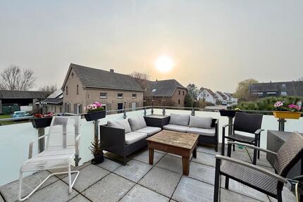 Maisonette-WOHNUNG mit Dachterrasse zu vermieten – KLEVE-Keeken