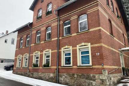 Haus zum Kaufen in Wilkau-Haßlau 220.000,00 € 300 m²