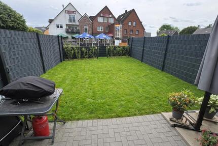 Bottrop-Kirchhellen, Neubau:Mittelreihenhaus mit Garten zur Miete